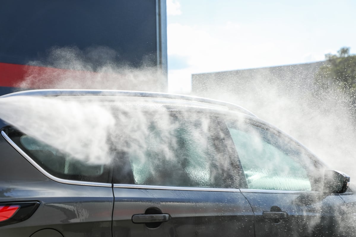 Exterior wash - High-pressure cleaning